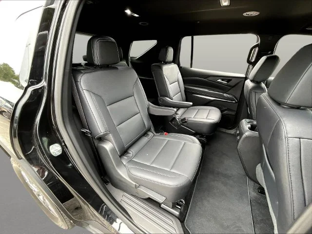 Used 2026 Black Chevrolet LT image 27