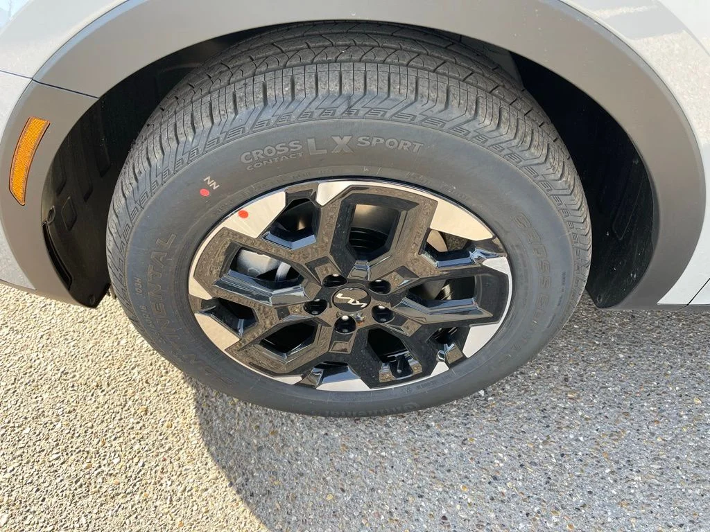 New 2026 Gray Kia S image 31