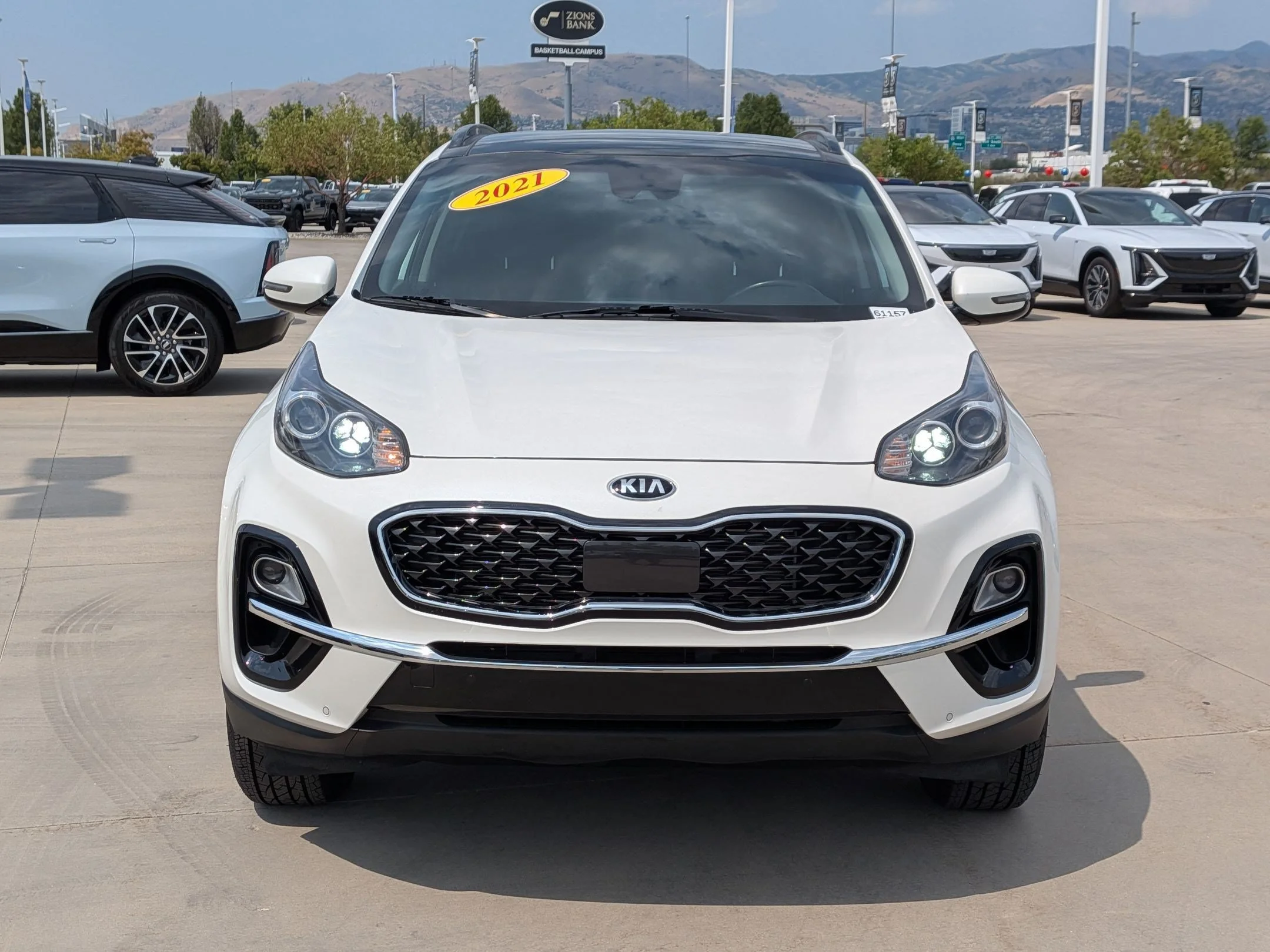 Used 2021 Snow White Pearl Kia EX image 8