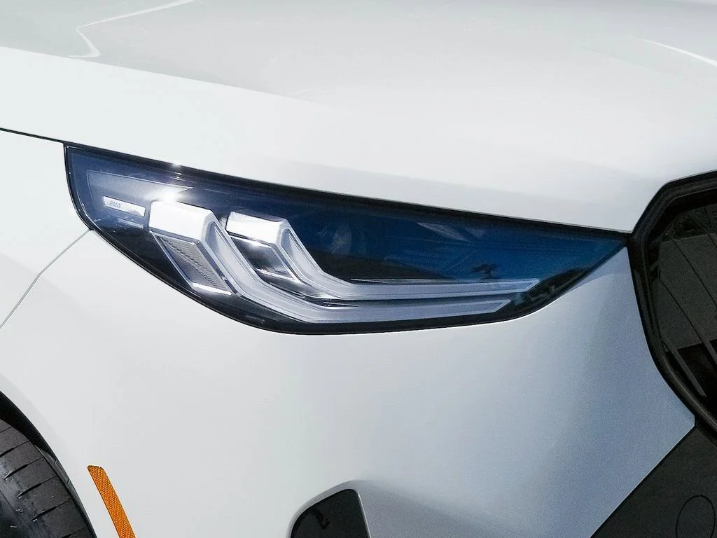 2026 BMW X3 30 - Photo 8
