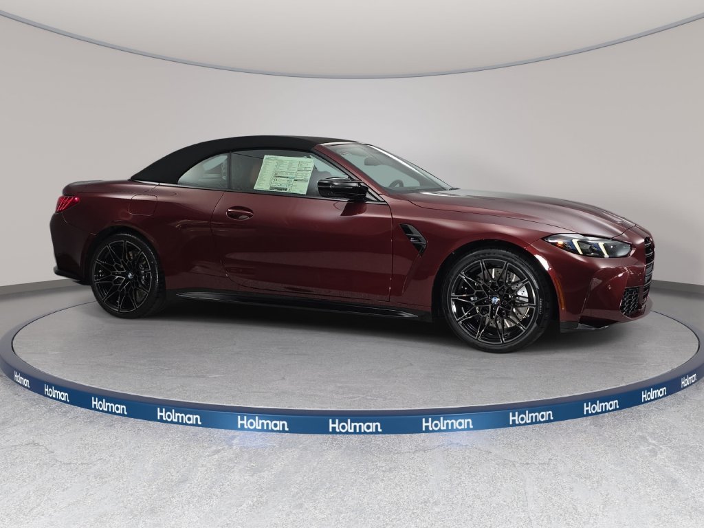 New 2027 Aventurin Red Metallic BMW Competition image 3