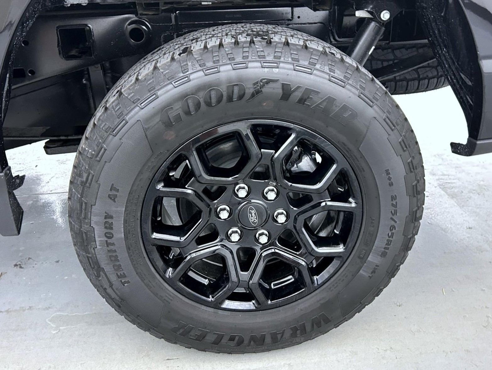 New 2026 Agate Black Metallic Ford XLT image 23
