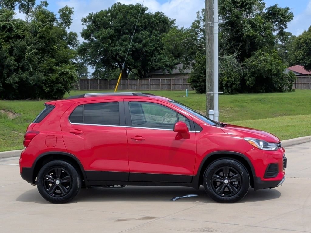 Used 2020 Red Chevrolet LT image 9