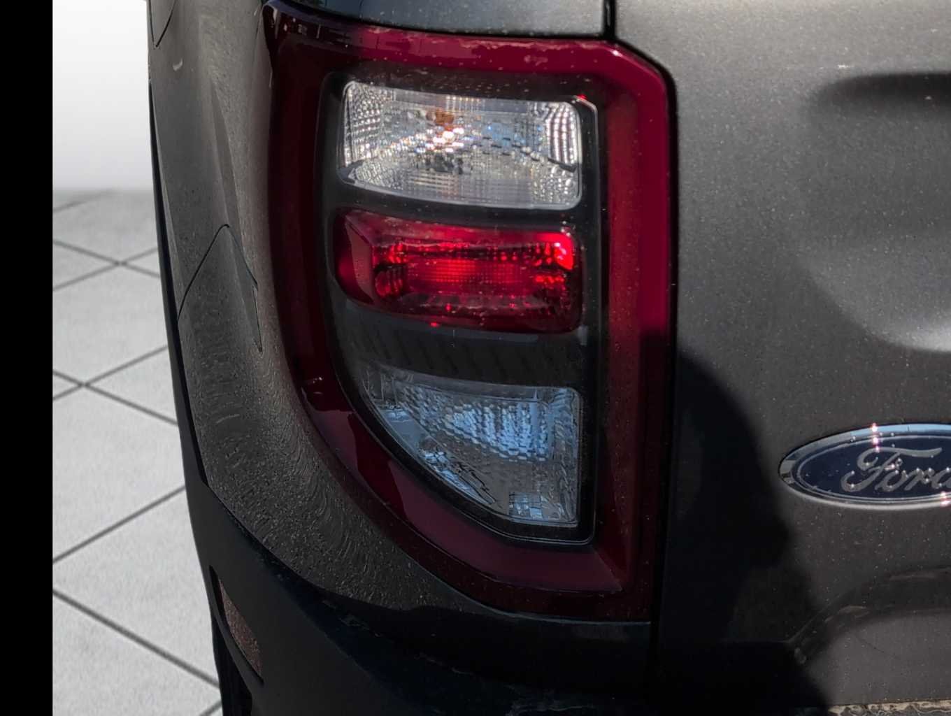 New 2025 Carbonized Gray Metallic Ford Outer Banks® image 16