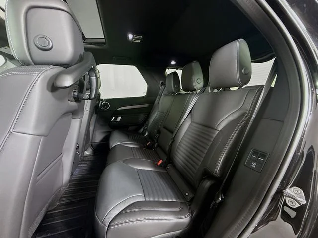 2026 Land Rover Discovery Dynamic SE - Photo 24