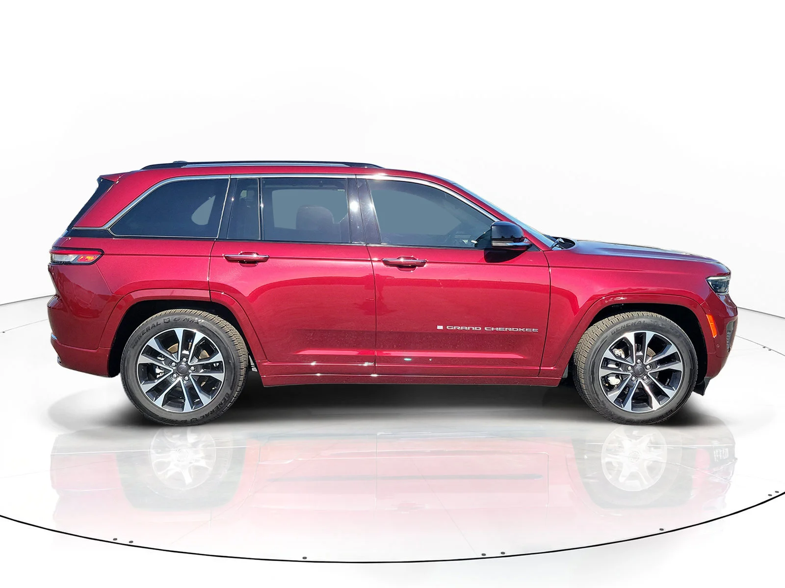 Certified Used 2023 Red Jeep Overland image 2