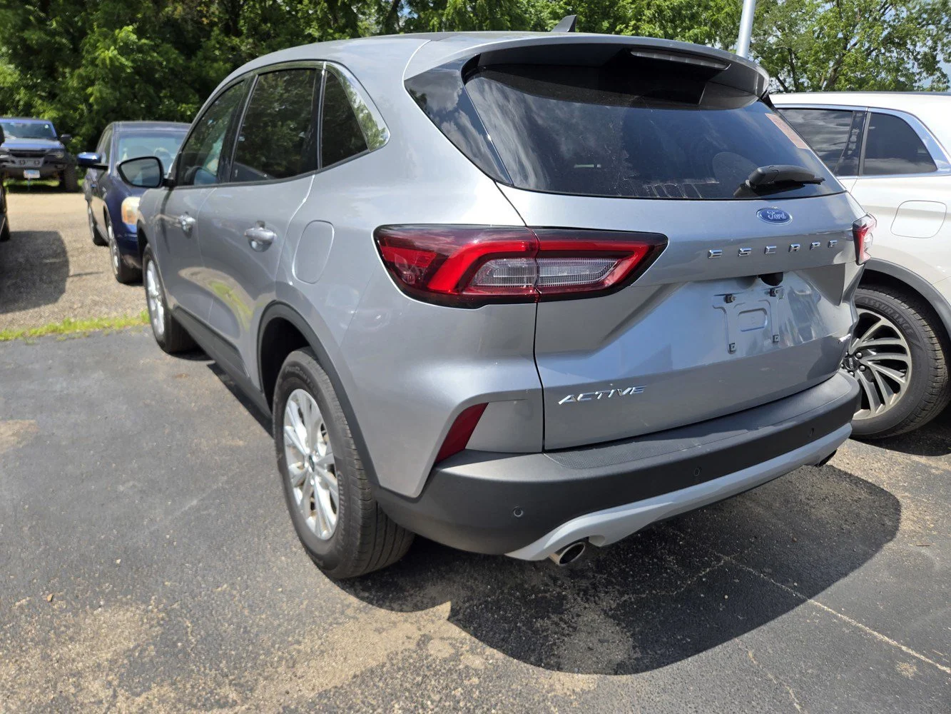 Used 2023  Ford Active image 3