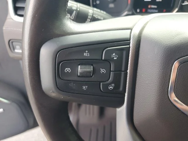 Used 2021 WHITE FROST TRICOAT GMC Denali image 18