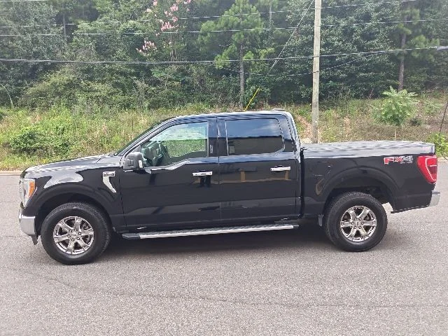 Used 2022 Black Ford XLT image 5