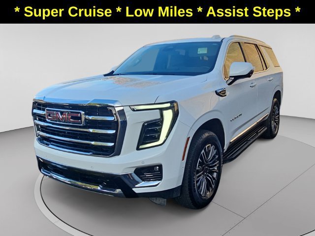 Used 2025 Summit White GMC Elevation image 1