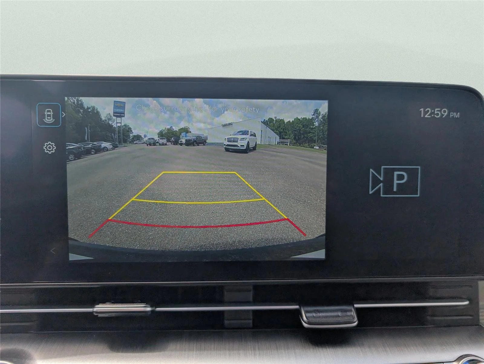 Used 2025 Atlas White Hyundai SEL image 14