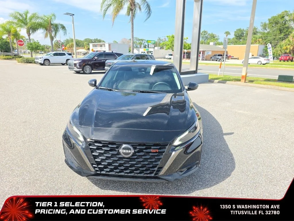 Used 2024 Black Nissan 2.5 SR image 2