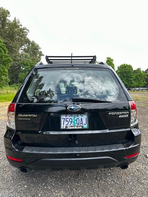 Used 2013 Obsidian Black Pearl Subaru 2.5X image 8
