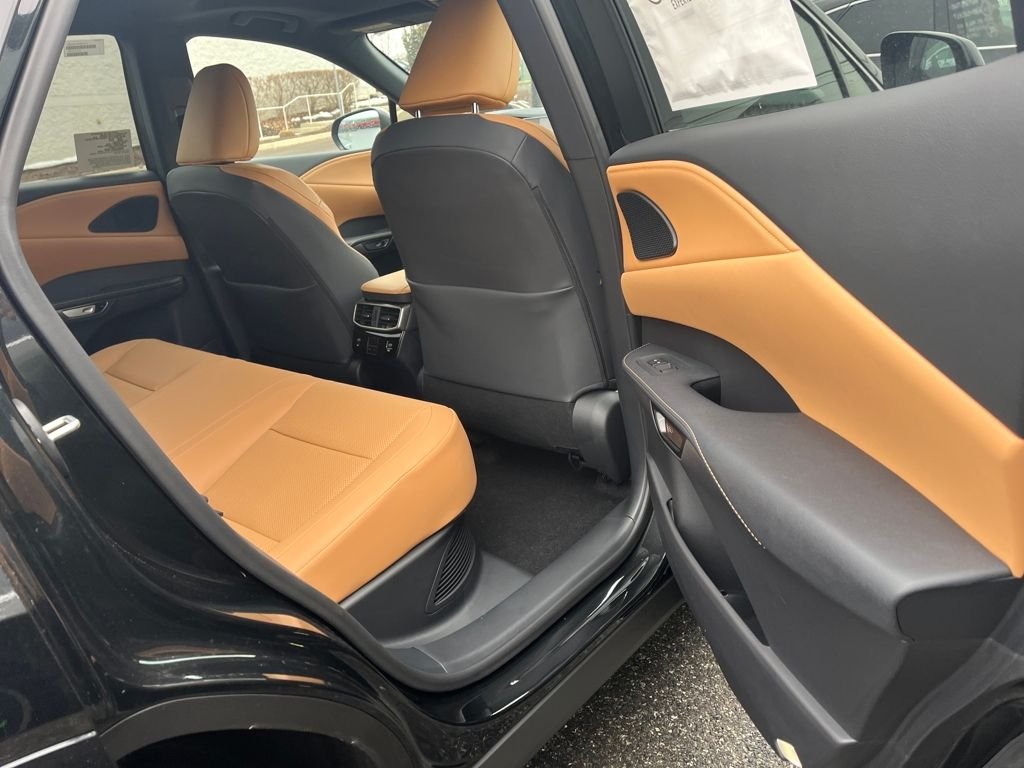 2026 Lexus RX 450h+ Premium - Photo 7