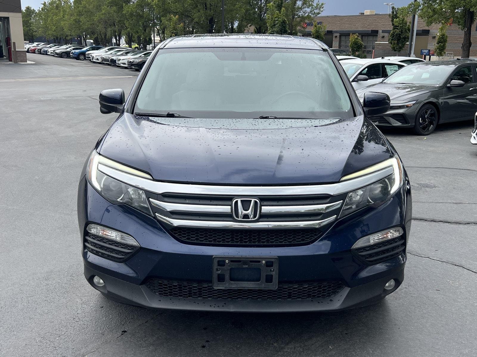 Used 2016 Blue Honda EX-L image 3