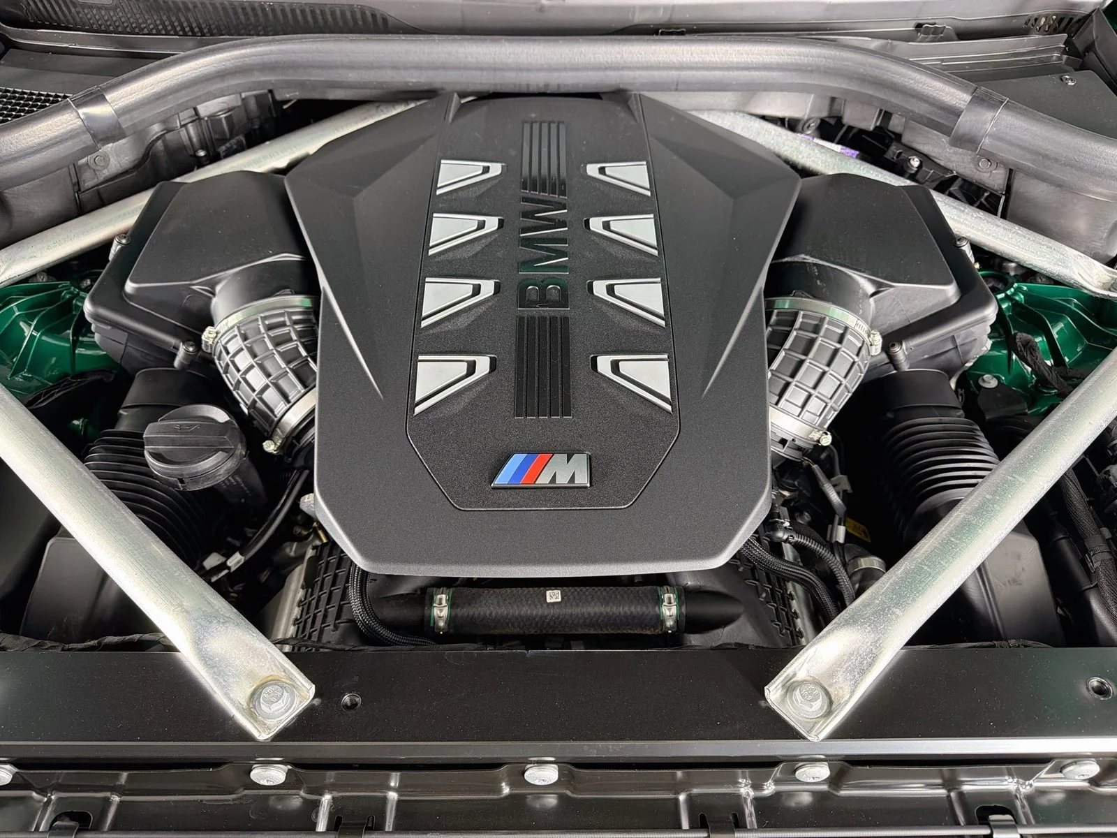 Used 2027 Isle of Man Green Metallic BMW M60i image 32
