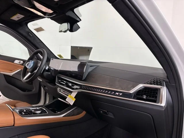 New 2027 Alpine White BMW xDrive40i image 18