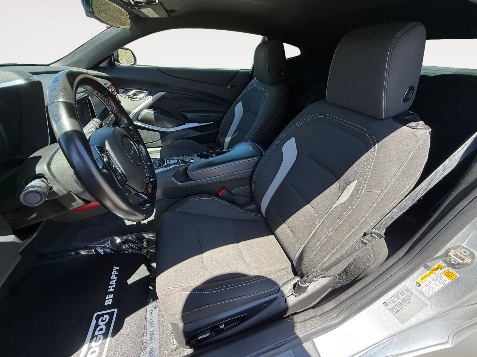 Used 2018 Silver Ice Metallic Chevrolet 1LT image 10