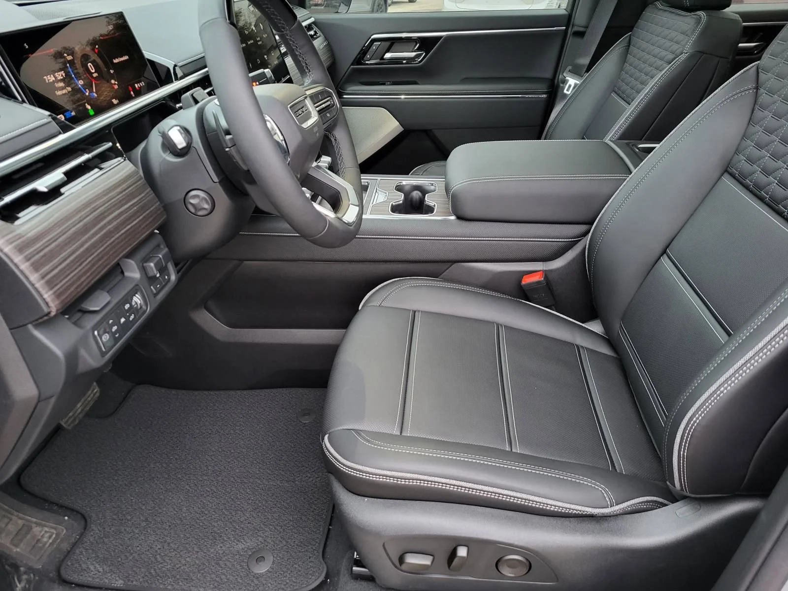 2024 GMC Sierra EV Denali - Photo 7
