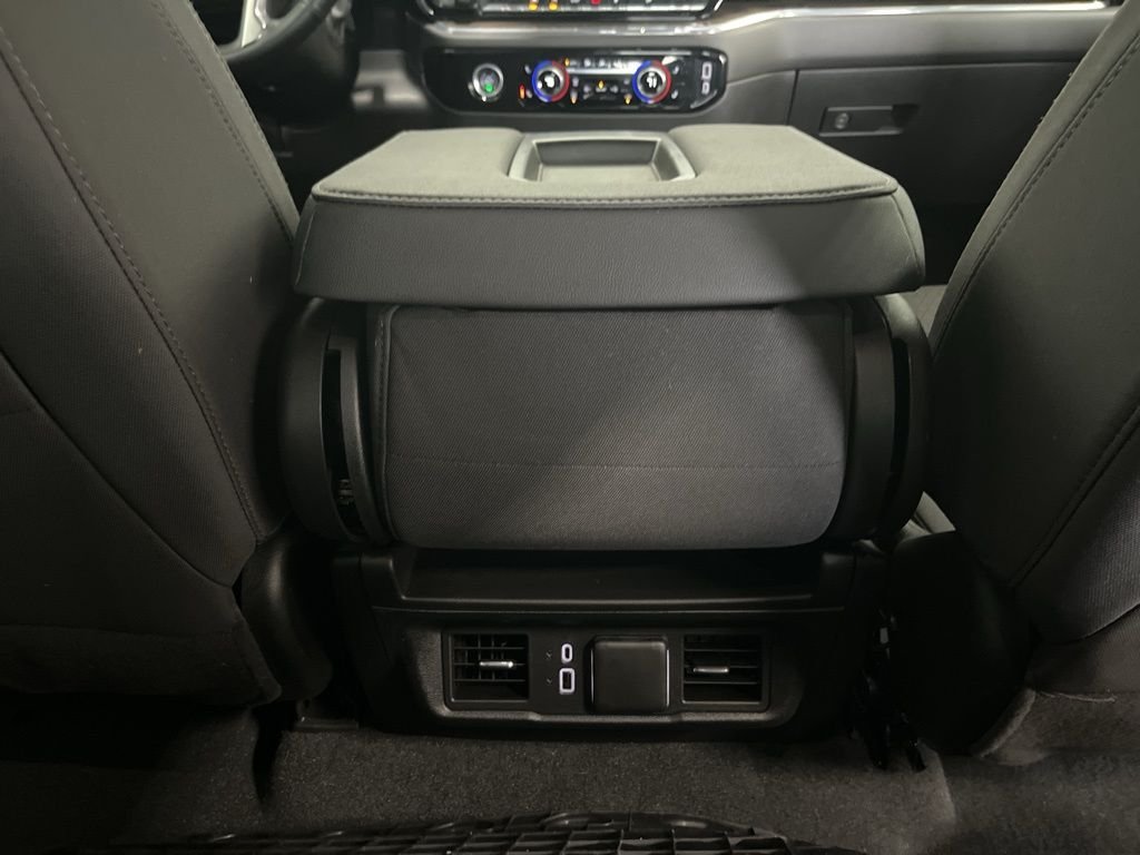 2023 Chevrolet Silverado 1500 LT - Photo 21