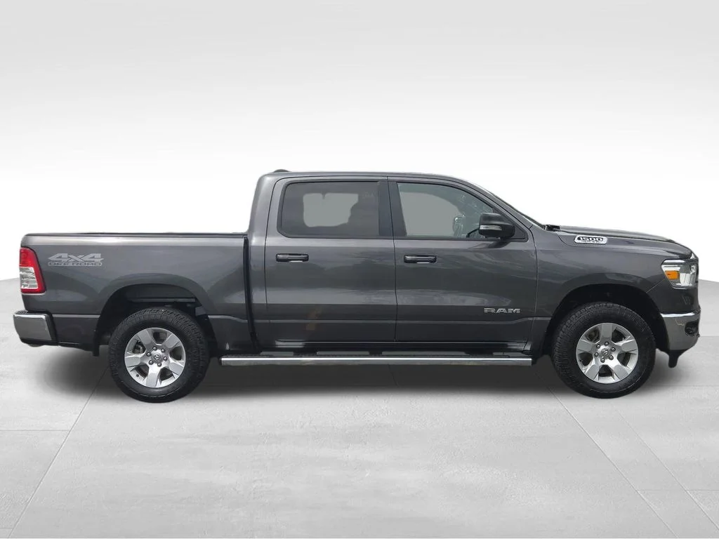 Used 2022 Granite Crystal Clearcoat Metallic Ram Big Horn/Lone Star image 10