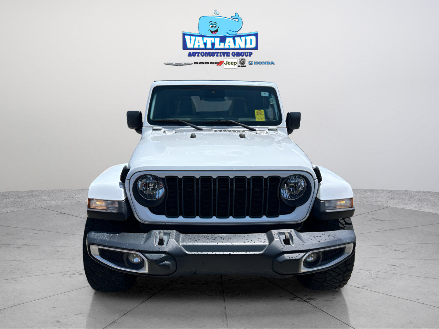 Used 2024 White Jeep Sport S image 8