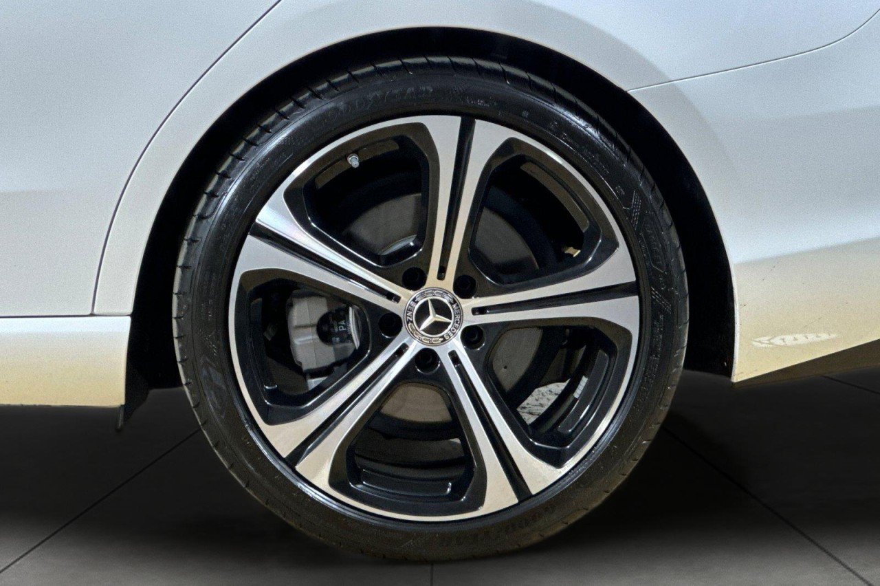 Used 2026 Polar White Mercedes-Benz C 300 image 24