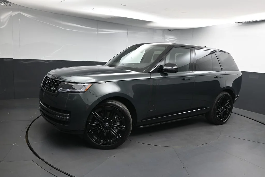 2025 Land Rover Range Rover 4.4 SE SWB's photo