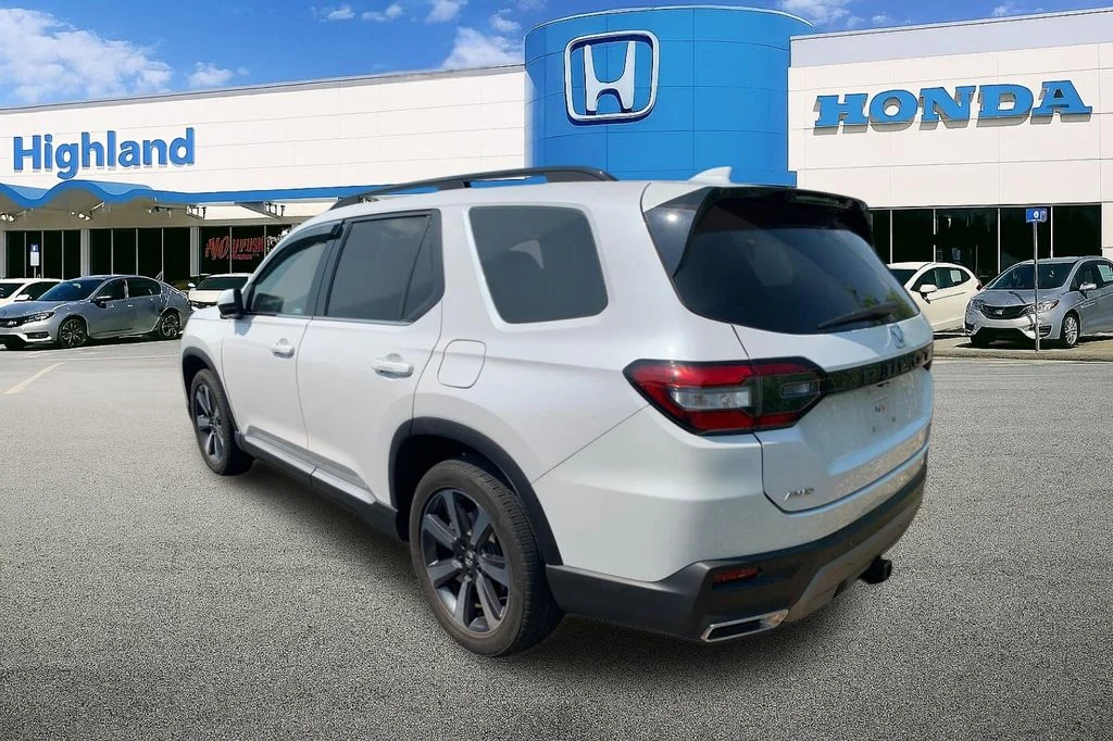 Used 2023  Honda Elite image 2