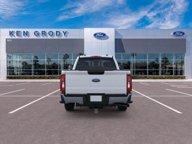 New 2026 Oxford White Ford XLT image 20