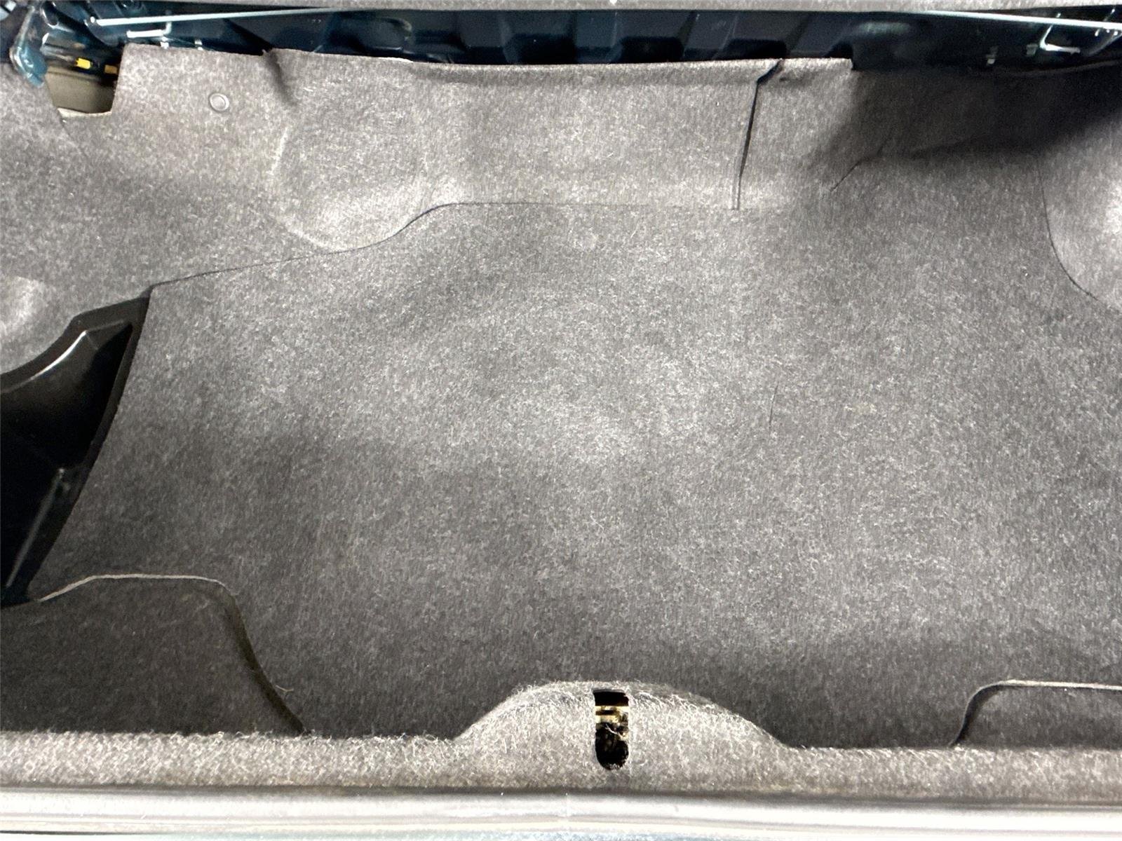 Used 1999 Emerald Mica Mazda Base image 35