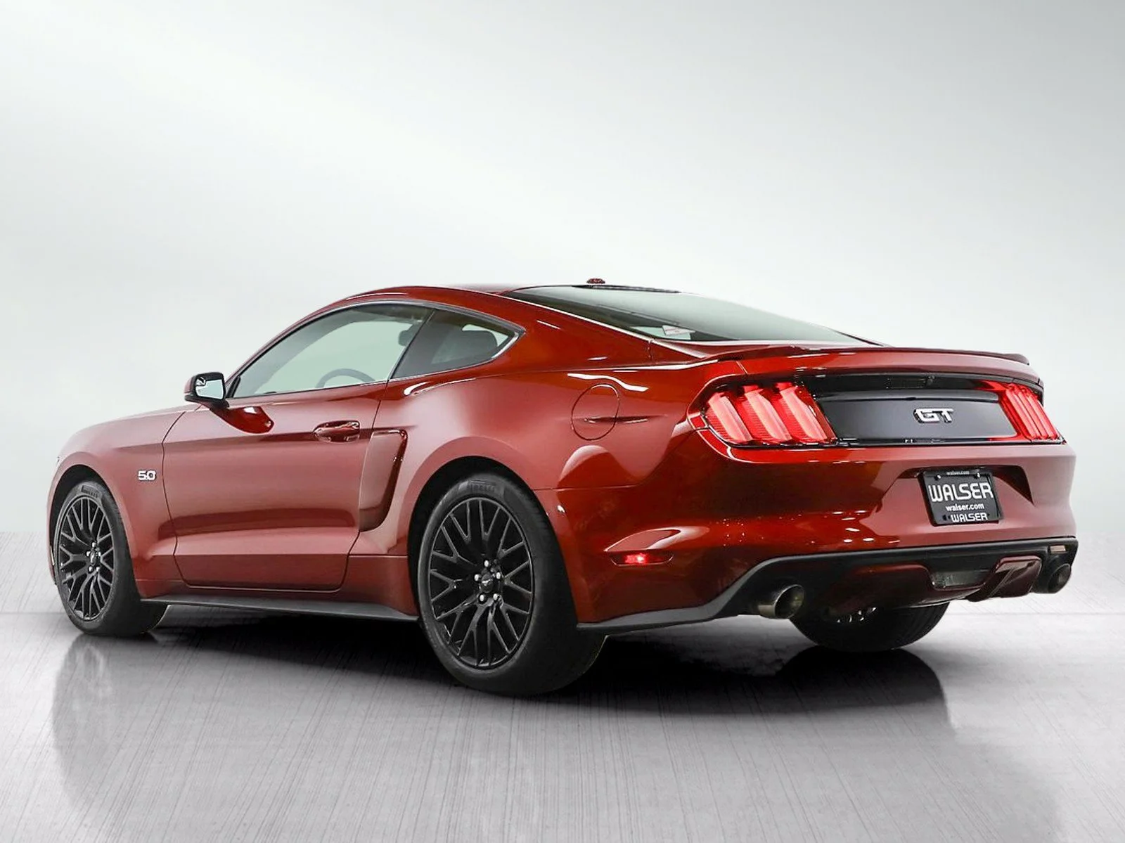 Used 2015 Red Ford 2dr Fastback GT image 3