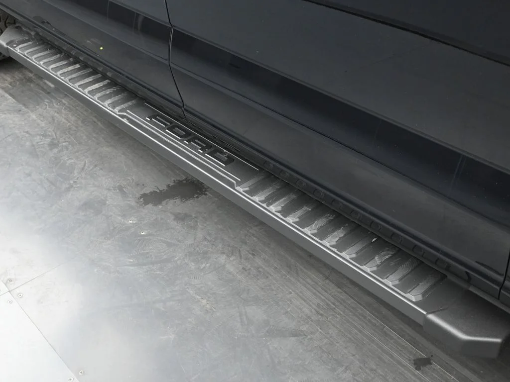 New 2026 Agate Black Metallic Ford XLT image 26