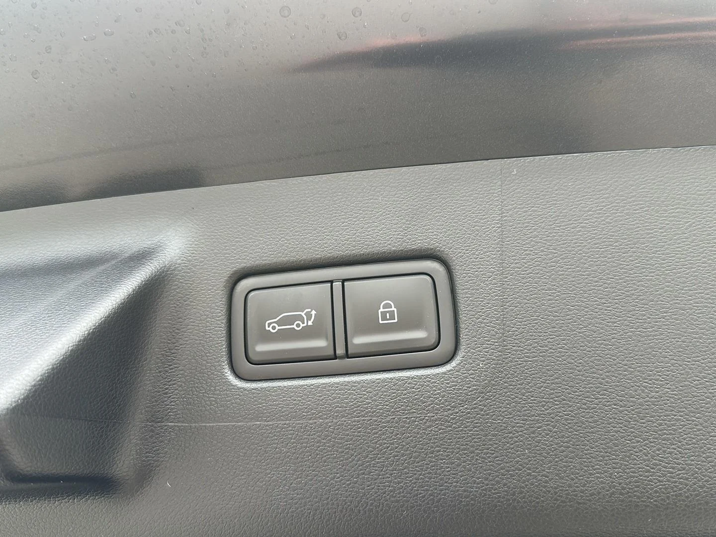 New 2026 Phantom Black Hyundai Limited 6P image 39