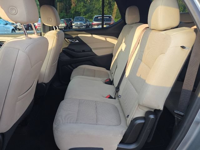 2023 Chevrolet Traverse LS - Photo 28