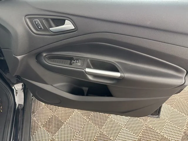 Used 2019 Black Ford SEL image 19