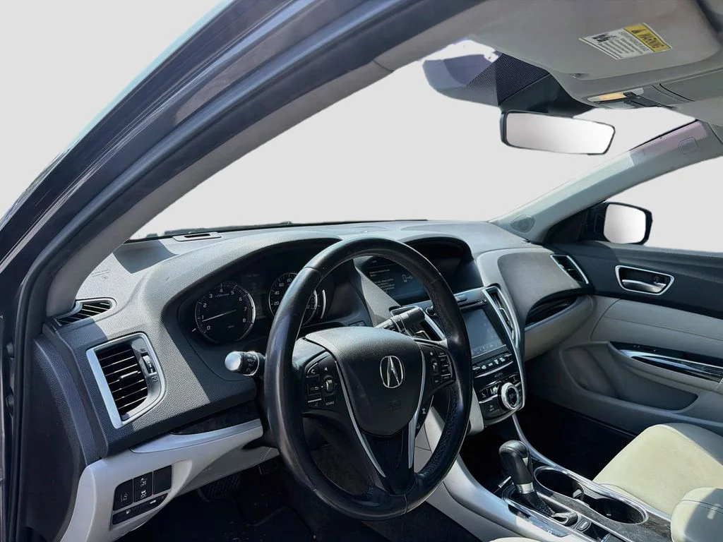 Used 2018  Acura 2.4L image 9