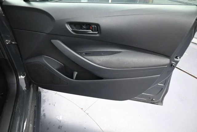 Used 2024  Toyota LE image 13