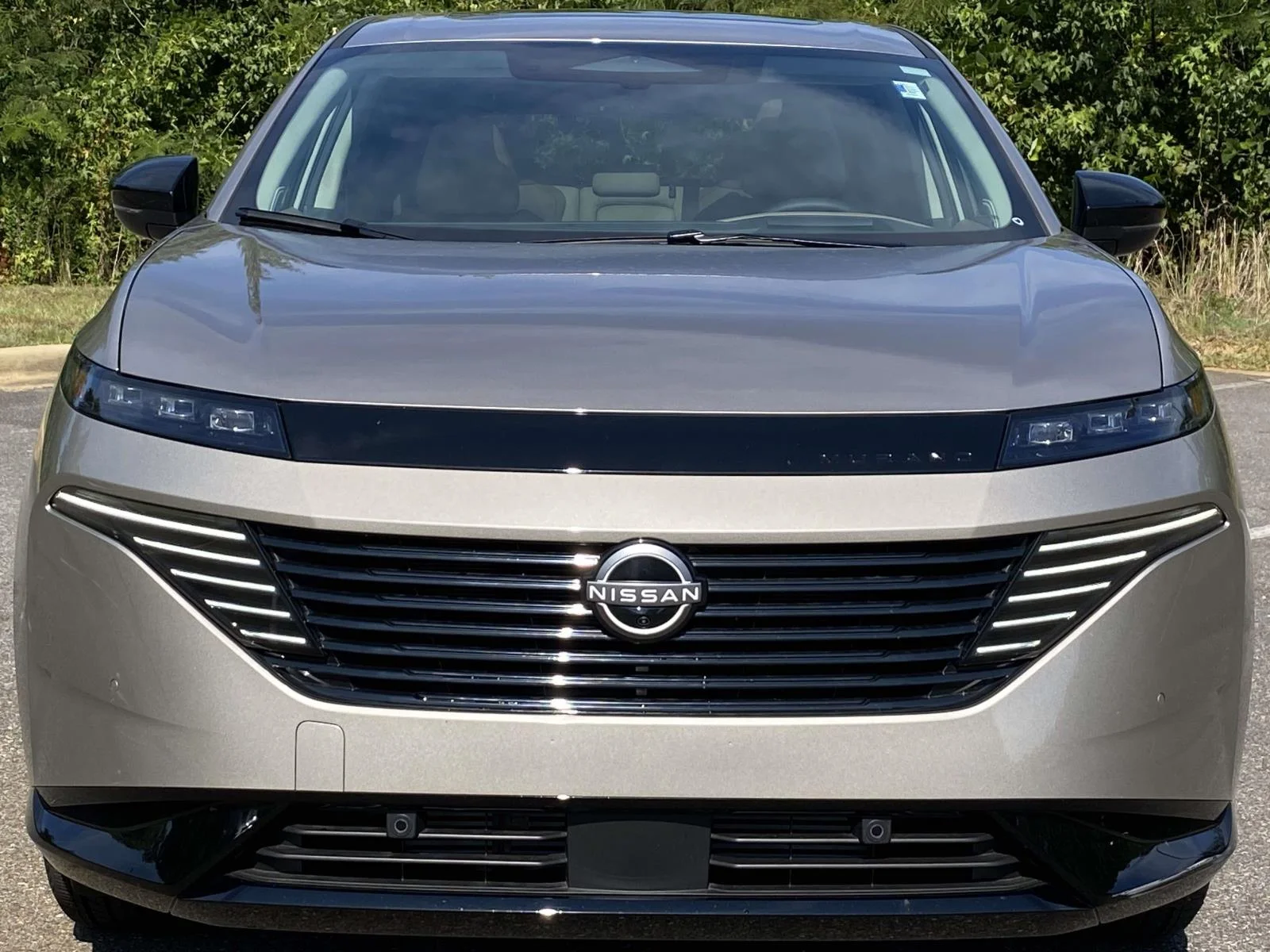 Used 2026 Champagne Silver Metallic Nissan Platinum image 8