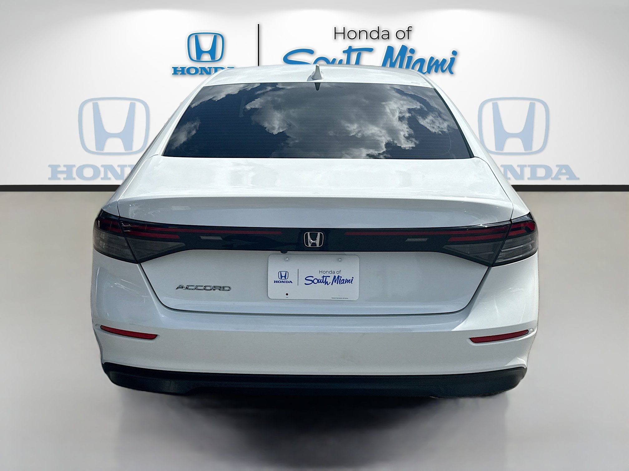 2024 Honda Accord EX - Photo 6
