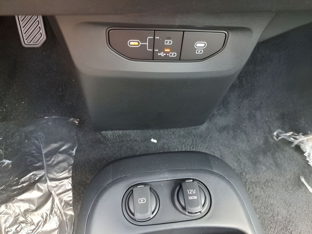 2025 Kia EV6 Light L/R - Photo 24