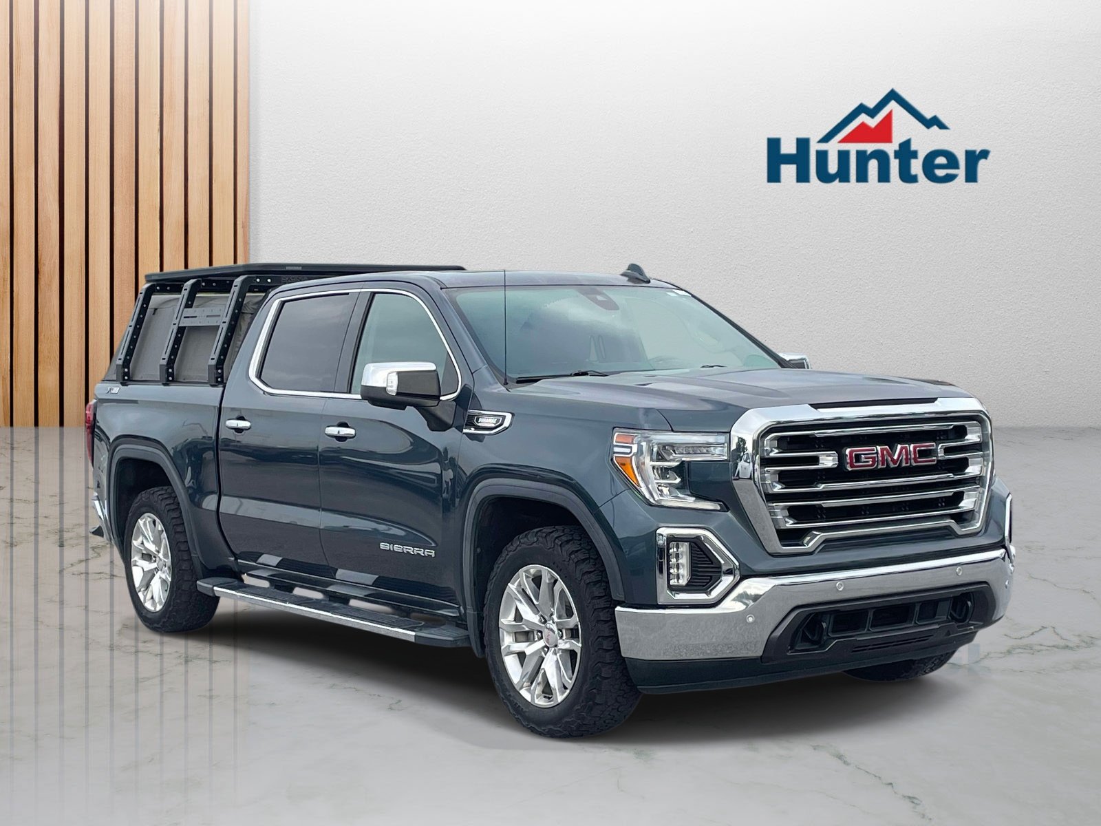 Used 2020 Dark Sky Metallic GMC SLT image 1