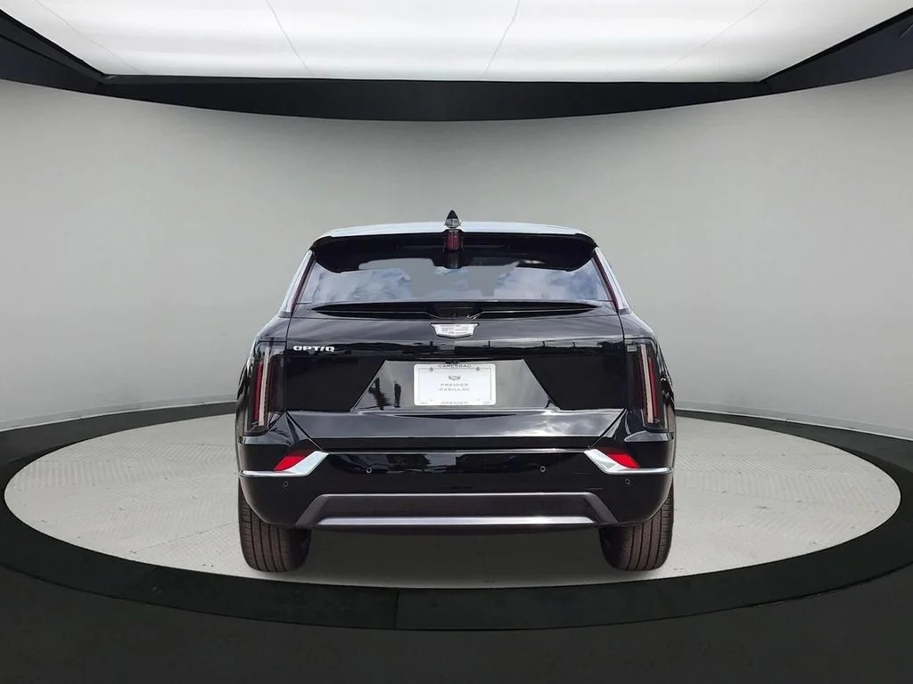 Used 2027 Black Cadillac Luxury image 4
