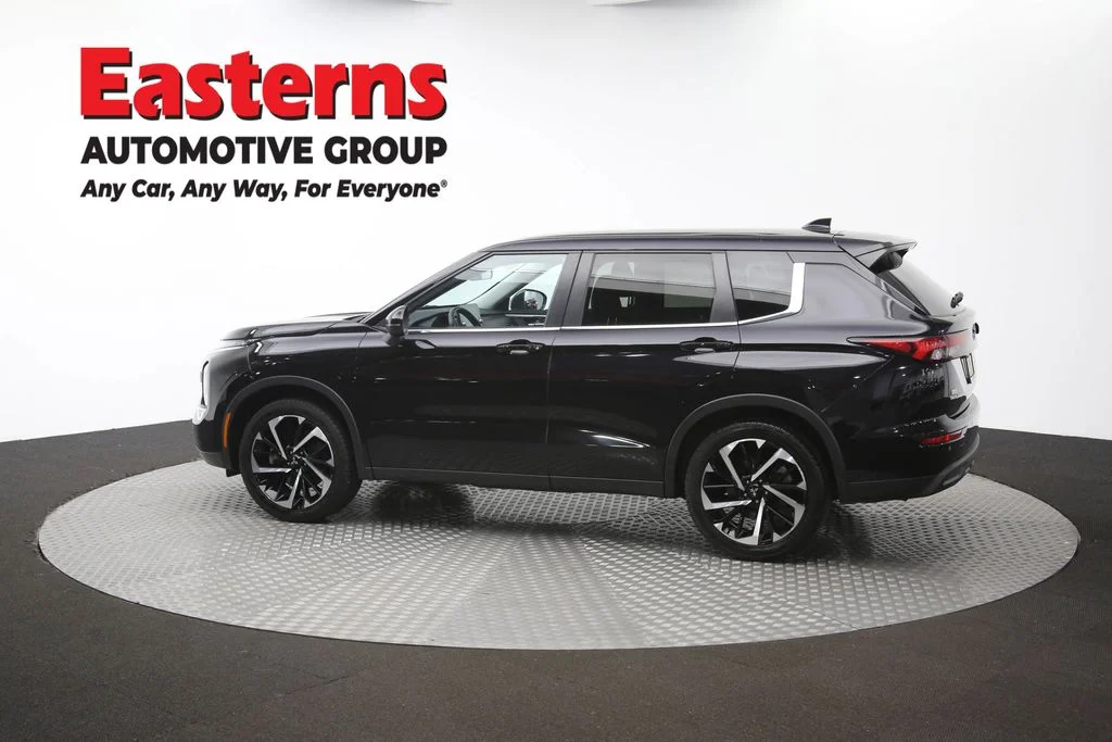 Used 2024 Black Mitsubishi SE image 61