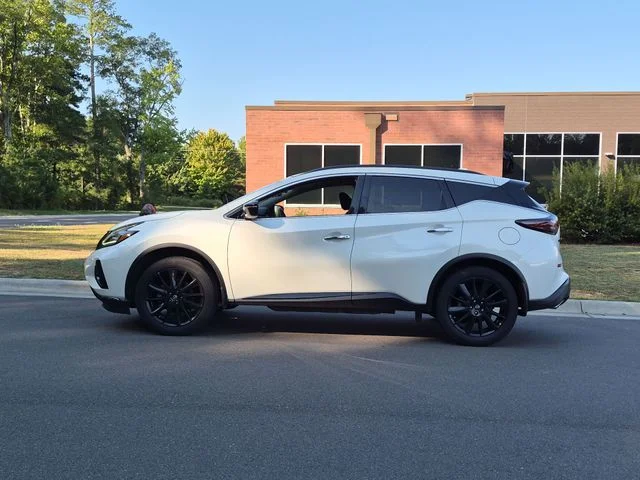Used 2023 White Nissan SV image 2