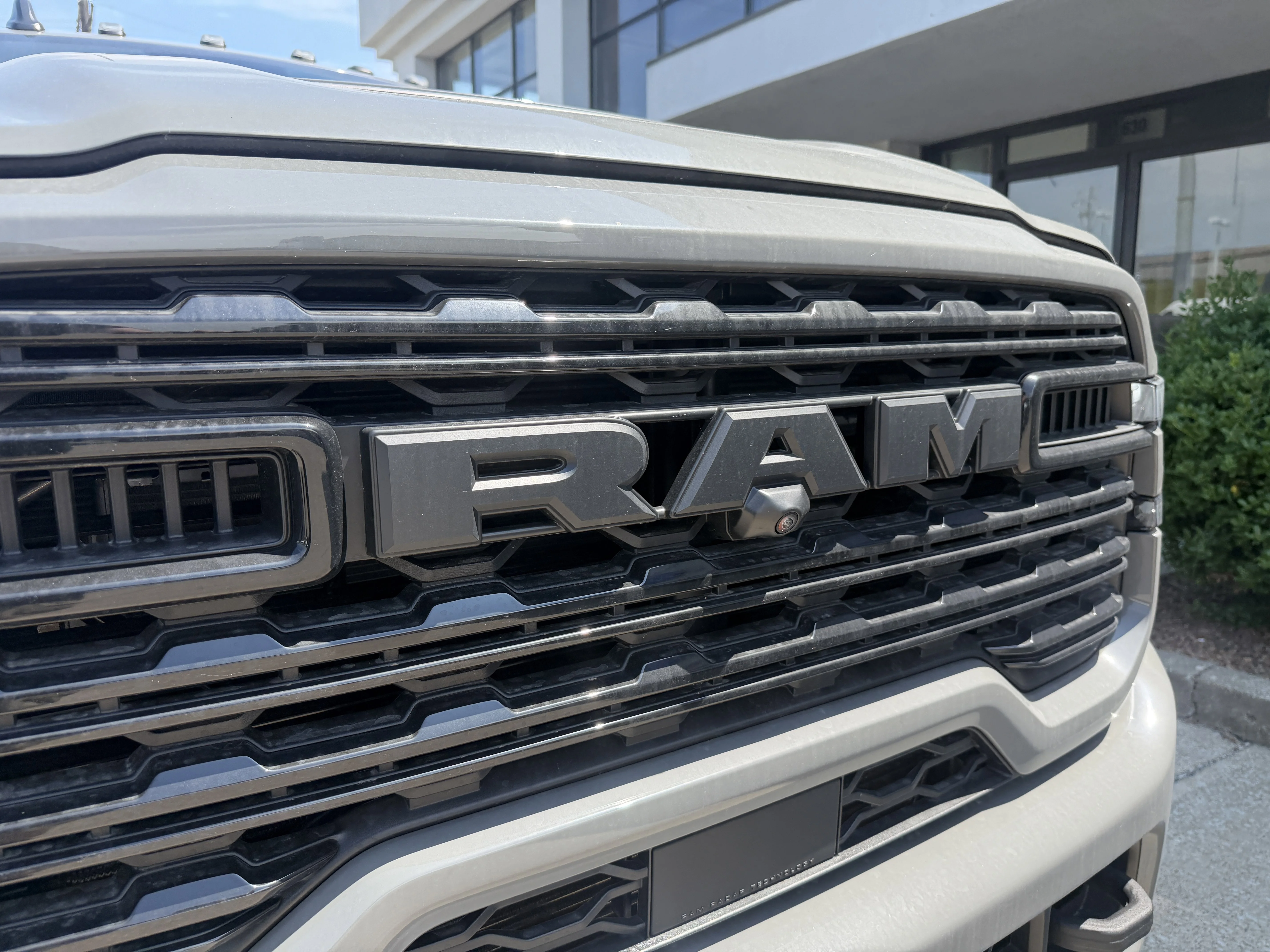 New 2026 Ceramic Gray Clear-Coat Exterior Paint RAM Limited image 22