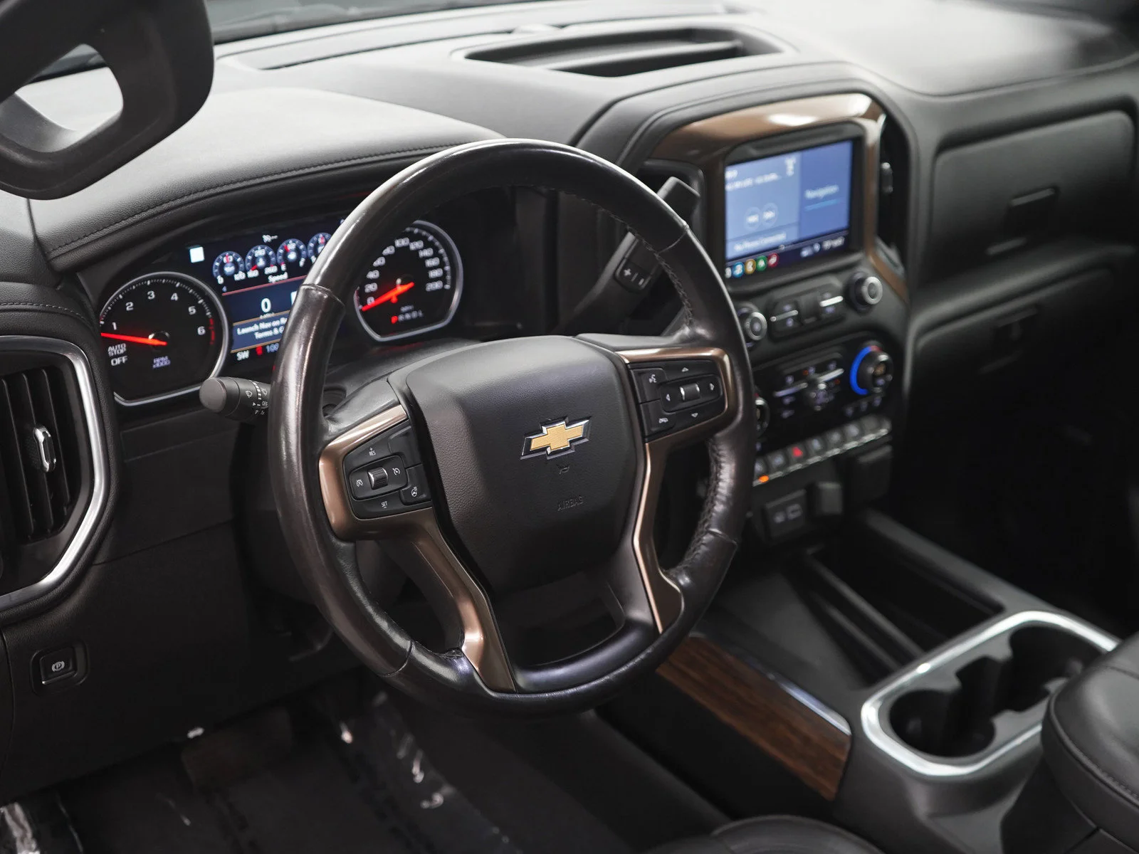 Used 2019 Maroon Chevrolet High Country image 20