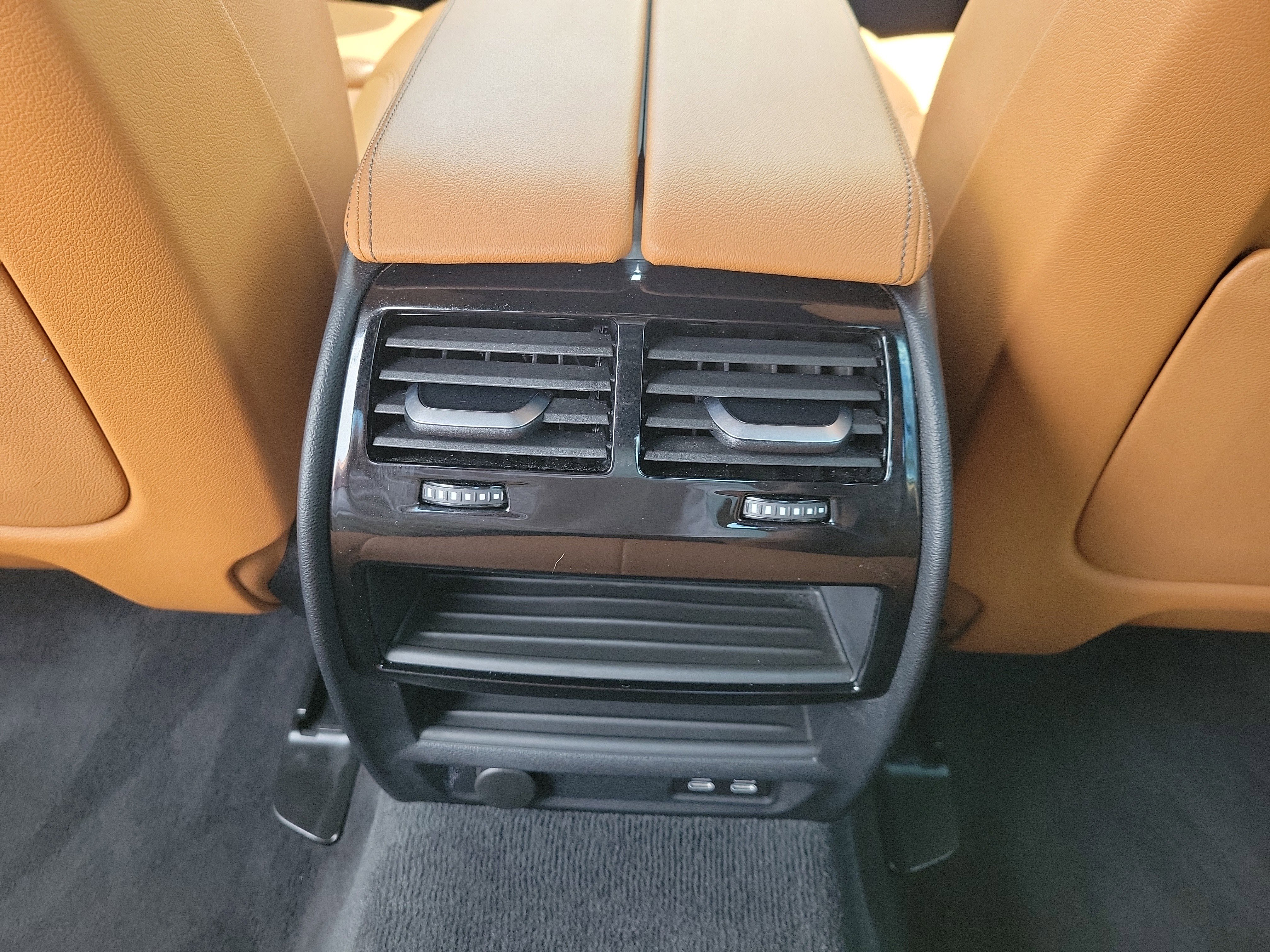 Used 2022 Bernina Grey Amber Effect Metallic BMW 530i image 10