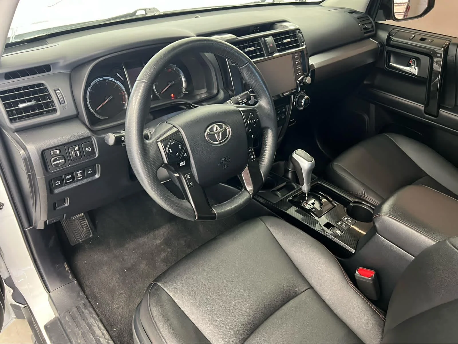 2022 Toyota 4Runner TRD Pro - Photo 13