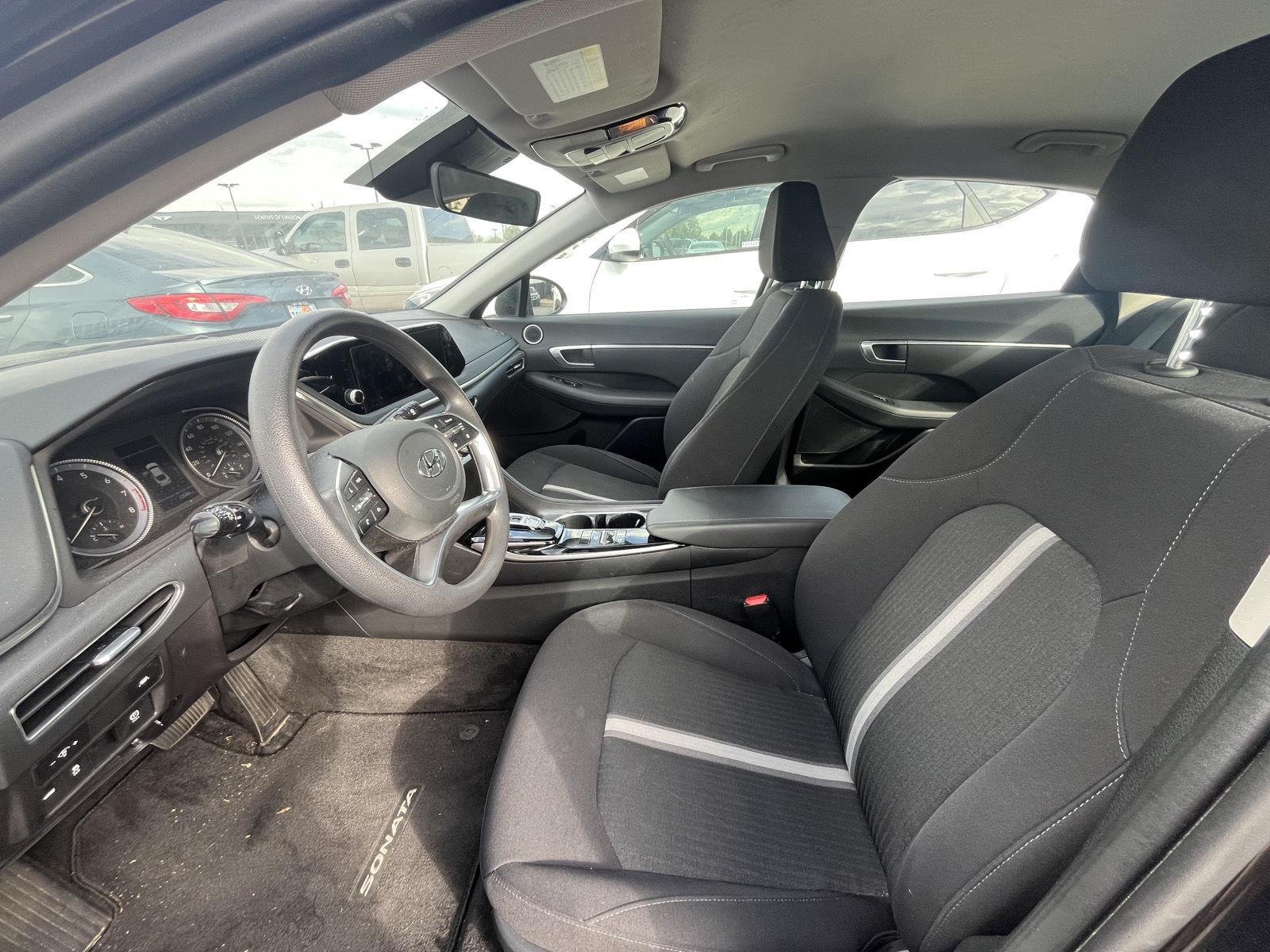 Certified Used 2023 Carbon Blue Hyundai SEL image 7